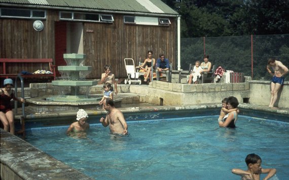 Wotton Pool in 1969 (WottonPool1969b.jpg)